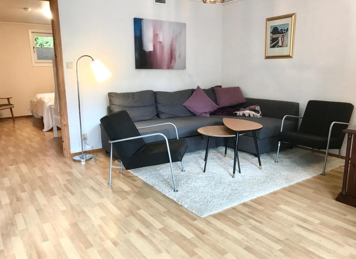 Villa Holmen, Ground Floor Apartment Balestrand Exterior photo